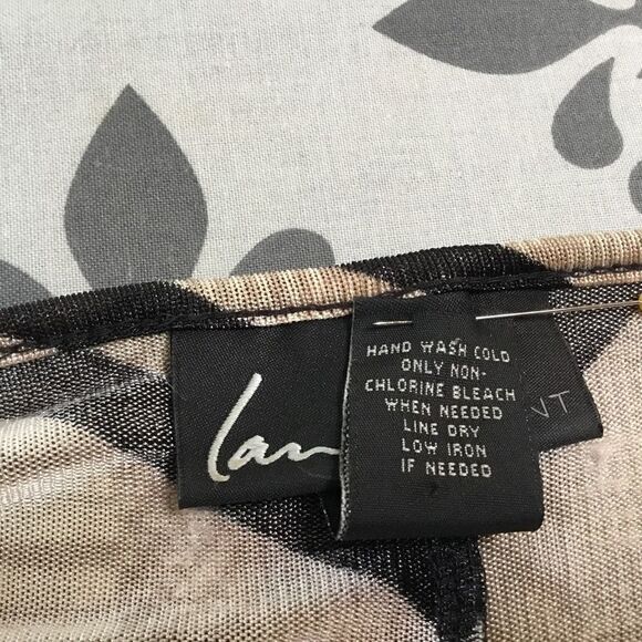 NWOT. Lane Bryant Women’s Size 18/20 Cold Shoulder Blouse - Picture 10 of 11